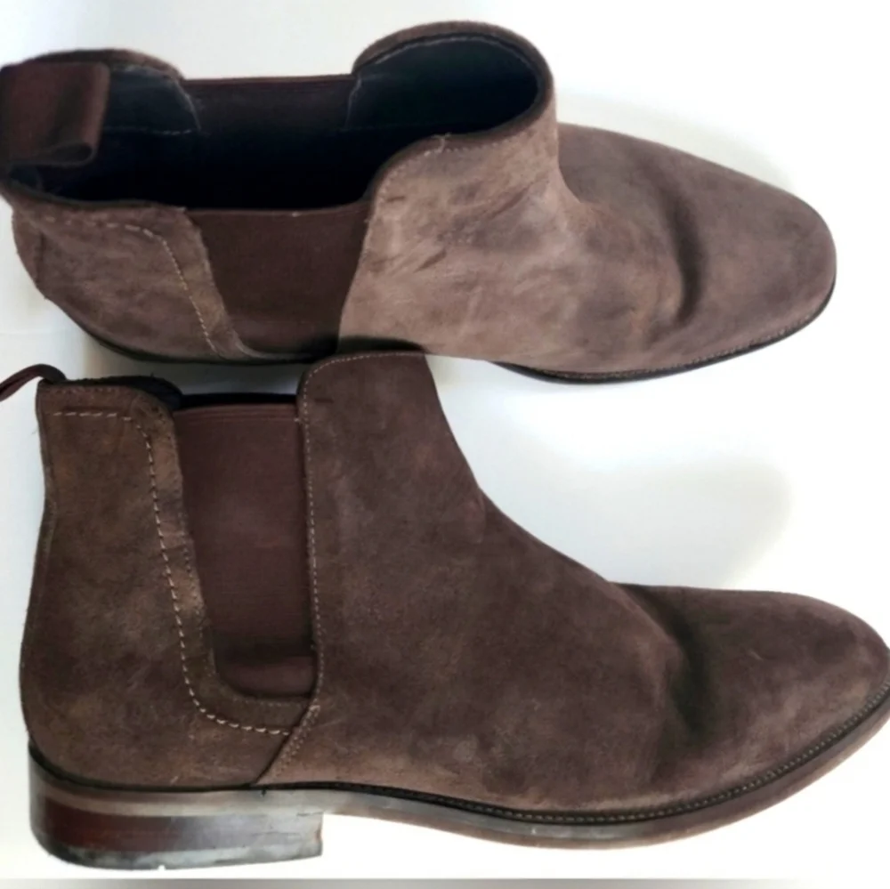 section X section suede